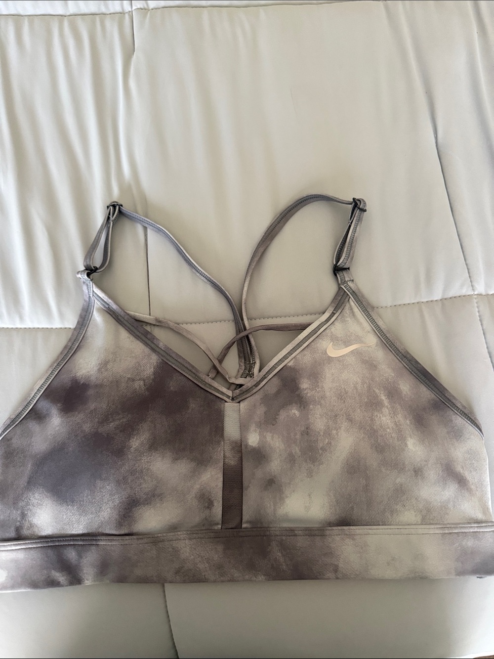 Nike Women's Gray Tie-Dye Strappy Sports Bra - Light Gray & Charcoal
